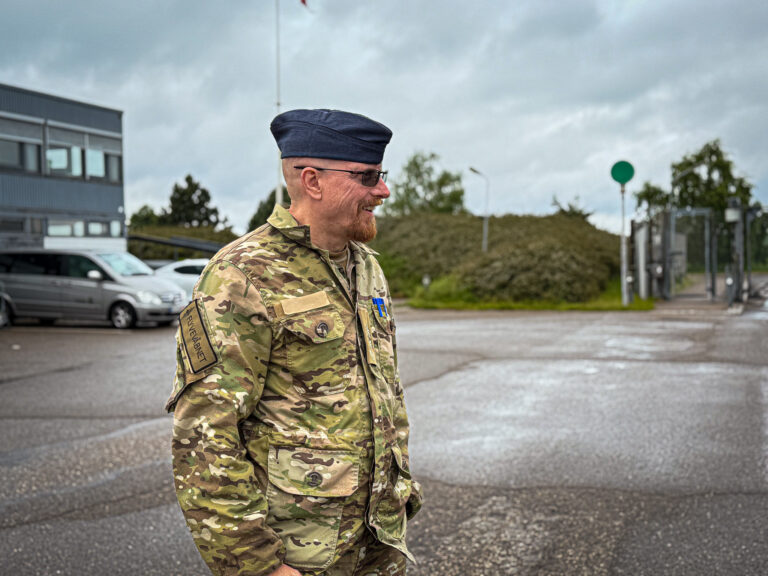Da Forsvaret flyttede jobbet, flyttede familien med
